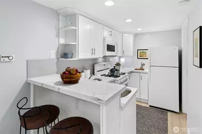 954 19th Avenue E, Seattle, WA 98112 - Photo 26