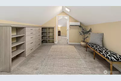 954 19th Avenue E, Seattle, WA 98112 - Photo 16