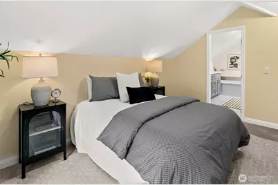 954 19th Avenue E, Seattle, WA 98112 - Photo 18