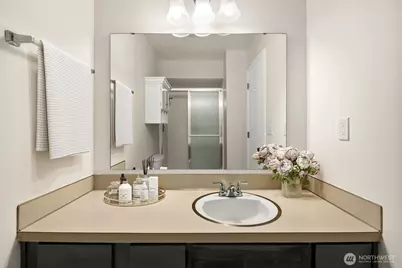 2858 32nd Avenue W #106, Seattle, WA 98199 - Photo 14