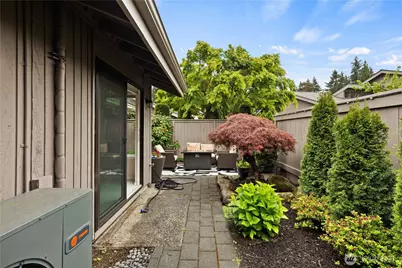 14225 NE 2nd Place #100F, Bellevue, WA 98007 - Photo 28