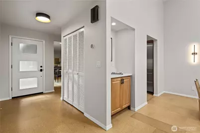 14225 NE 2nd Place #100F, Bellevue, WA 98007 - Photo 8