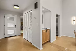 14225 NE 2nd Pl, Bellevue, WA 98007 - Photo 8