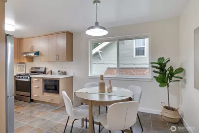 7727 27th Avenue NW, Seattle, WA 98117 - Photo 6