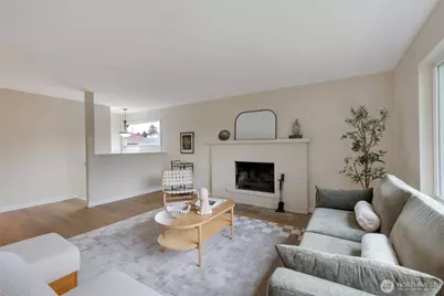7727 27th Avenue NW, Seattle, WA 98117 - Photo 4