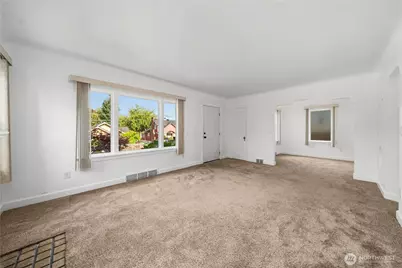 1555 High Avenue, Bremerton, WA 98337 - Photo 10