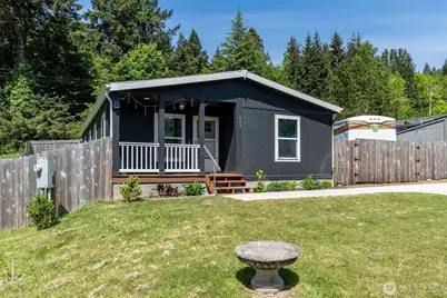 403 Rons Court, Kelso, WA 98626 - Photo 2