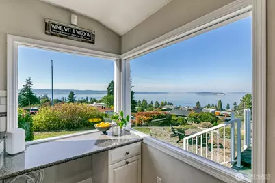 5037 33rd Avenue W, Everett, WA 98203 - Photo 16