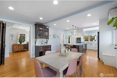 1729 41st Avenue SW, Seattle, WA 98116 - Photo 8
