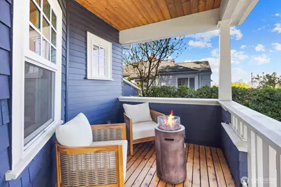 1729 41st Avenue SW, Seattle, WA 98116 - Photo 4