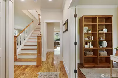 4814 51st Avenue S, Seattle, WA 98118 - Photo 4