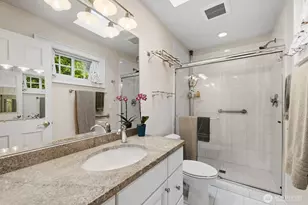 11225 NE 53rd St, Kirkland, WA 98033 - Photo 16