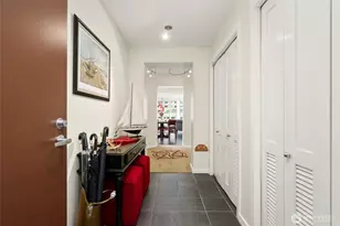 2721 1st Ave, Seattle, WA 98121 - Photo 10