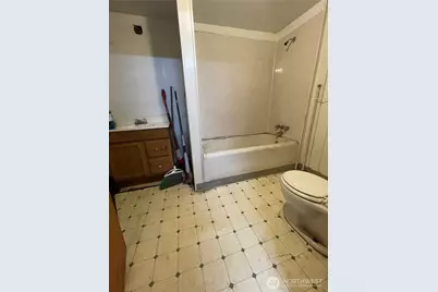11222 10th Avenue S, Tacoma, WA 98444 - Photo 6