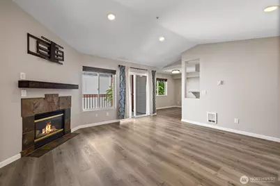 14819 29th Avenue W #L304, Lynnwood, WA 98087 - Photo 4