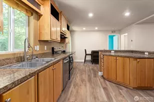 1376 Silver Lake Rd, Oak Harbor, WA 98277 - Photo 8
