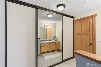 2500 W Manor Place #216, Seattle, WA 98199 - Photo 18