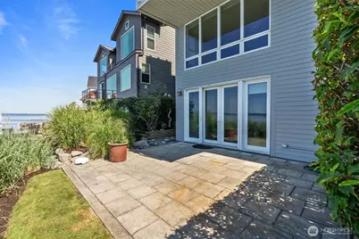 4163 Beach Drive SW #102, Seattle, WA 98116 - Photo 12