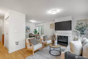500 Aloha St, Seattle, WA 98109 - Photo 4