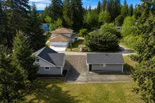 866 NW Karkainen Ln, Poulsbo, WA 98370 - Photo 2