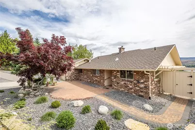 1632 Tanda Lane, Wenatchee, WA 98801 - Photo 2