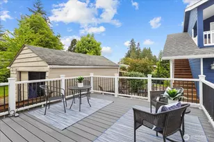 1020 NE 100th St, Seattle, WA 98125 - Photo 32