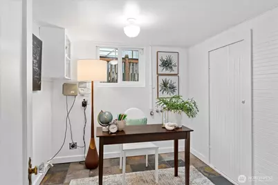 1020 NE 100th Street #1, Seattle, WA 98125 - Photo 26
