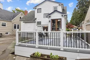 1020 NE 100th St, Seattle, WA 98125 - Photo 34