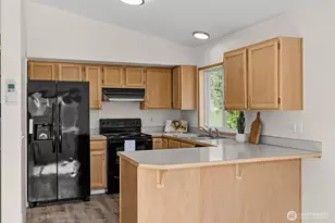 2233 NW Clinton Ave, Poulsbo, WA 98370 - Photo 10