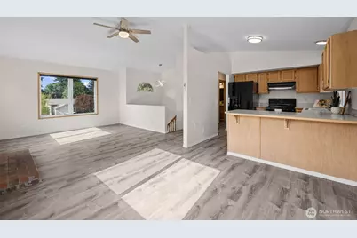 2233 NW Clinton Avenue, Poulsbo, WA 98370 - Photo 12