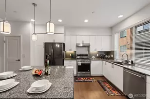 15729 NE 14th Alley, Bellevue, WA 98008 - Photo 12