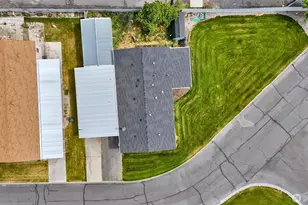 2240 W Broadway Ave, Moses Lake, WA 98837 - Photo 4
