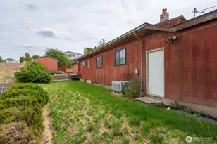 618 1st Ave NE, Soap Lake, WA 98848 - Photo 10