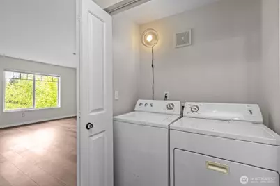 1931 23rd Place NE #202, Issaquah, WA 98029 - Photo 26