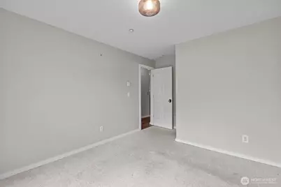 1931 23rd Place NE #202, Issaquah, WA 98029 - Photo 18