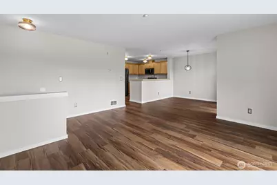 1931 23rd Place NE #202, Issaquah, WA 98029 - Photo 6