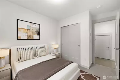 9043 C Mary Avenue NW, Seattle, WA 98117 - Photo 20
