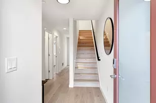 1411 B N 48th St, Seattle, WA 98103 - Photo 2