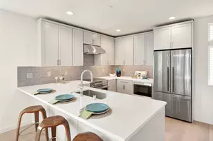1411 B N 48th St, Seattle, WA 98103 - Photo 16