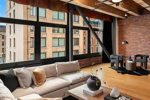 210 3rd Ave S, Seattle, WA 98104 - Photo 2