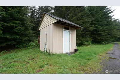 84 Hanson Road, Hoquiam, WA 98550 - Photo 8