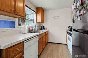 1206 Tule Lake Rd S, Tacoma, WA 98444 - Photo 16