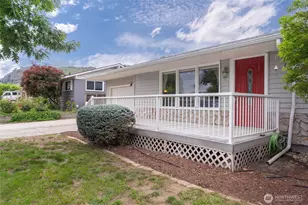 12 S Schafer St, Wenatchee, WA 98801 - Photo 2