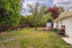 12 S Schafer St, Wenatchee, WA 98801 - Photo 18