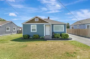 1608 9th St, Marysville, WA 98270 - Photo 2