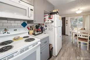 1205 130th St S, Tacoma, WA 98444 - Photo 12