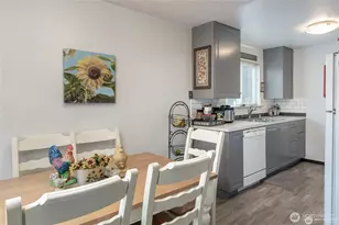 1205 130th St S, Tacoma, WA 98444 - Photo 6