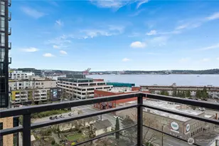2607 Western Ave, Seattle, WA 98121 - Photo 2