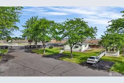 3131 W Wapato Drive #2, Moses Lake, WA 98837 - Photo 2