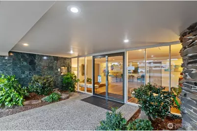 550 Elm Way #106, Edmonds, WA 98020 - Photo 2